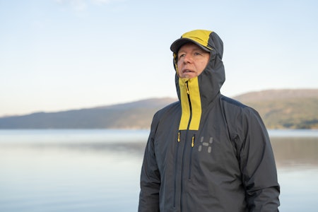 ULTRALETT: Jakken kan pakkes ned i egen lomme og er et trygt valg for jegeren som vil ha minimal vekt i sekken. ULTRALETT: Jakken kan pakkes ned i egen lomme og er et trygt valg for jegeren som vil ha minimal vekt i sekken.