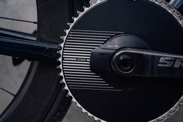 KAN BLI FORBUDT: Store krankdrev og høy utveksling kan bli stopp på. Foto: SRAM/Trek KAN BLI FORBUDT: Store krankdrev og høy utveksling kan bli stopp på. Foto: SRAM/Trek