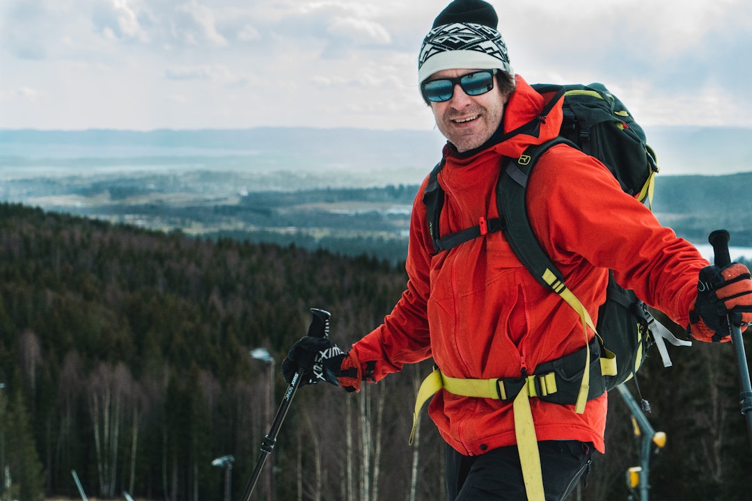 CAND. SKI: Erlend Sande har testet skiutstyr for Fri Flyt i over to tiår. Her deler han sine beste råd for å gjøre smarte kjøp på skibyttedagen. Foto: Christian Nerdrum CAND. SKI: Erlend Sande har testet skiutstyr for Fri Flyt i over to tiår. Her deler han sine beste råd for å gjøre smarte kjøp på skibyttedagen. Foto: Christian Nerdrum