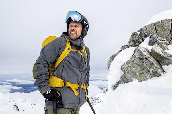 NEI TAKK TIL ZIP LINE: Stig Arild Pettersen er statsviter, journalist og forfatter, bosatt i Isfjorden. NEI TAKK TIL ZIP LINE: Stig Arild Pettersen er statsviter, journalist og forfatter, bosatt i Isfjorden.