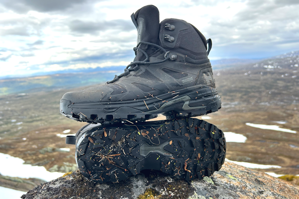 LETT: Komforten er på topp, men hva med andre viktige egenskaper? Helly Hansen Ascender fjellsko