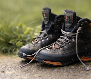 KOMFORTABEL: Crispi Briksdal gir god støtte og stabilitet i ulendt terreng – en robust følgesvenn for lange turer i fjellet. Foto: Therese Norman Andersen Crispi Briksdal fjellstøvel