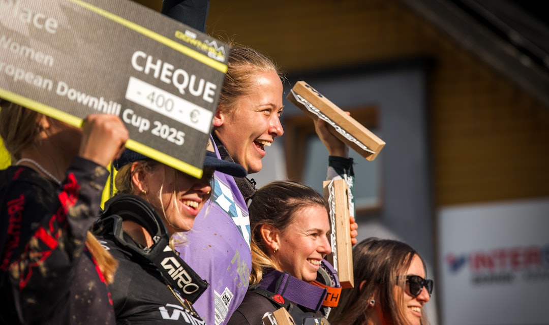 JUBEL: Sesongen endte på strålende vis for Kine Haugom. Foto: Sebastian Gruber / iXS Downhill Cup JUBEL: Sesongen endte på strålende vis for Kine Haugom. Foto: Sebastian Gruber / iXS Downhill Cup