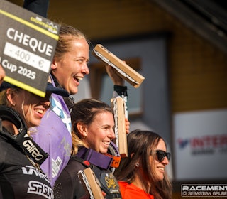 JUBEL: Sesongen endte på strålende vis for Kine Haugom. Foto: Sebastian Gruber / iXS Downhill Cup JUBEL: Sesongen endte på strålende vis for Kine Haugom. Foto: Sebastian Gruber / iXS Downhill Cup