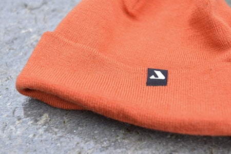 GOD ISOLASJON: Janus ullue i meshwool er et varmt og samtidig luftig hodeplagg til bruk i tørt vær. Janus Meshwool lue