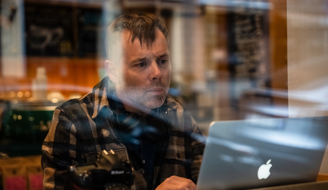REFLEKSJONER: Tormod Granheim skal i en alder av 51 sette seg på skolebenken. Foto: Christian Nerdrum REFLEKSJONER: Tormod Granheim skal i en alder av 51 sette seg på skolebenken. Foto: Christian Nerdrum
