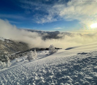 ENDELIG VINTER: Ferske, små løssnøskred, men ingen andre faretegn. Foto: Bjørnar@Obskorps / Regobs ENDELIG VINTER: Ferske, små løssnøskred, men ingen andre faretegn. Foto: Bjørnar@Obskorps / Regobs