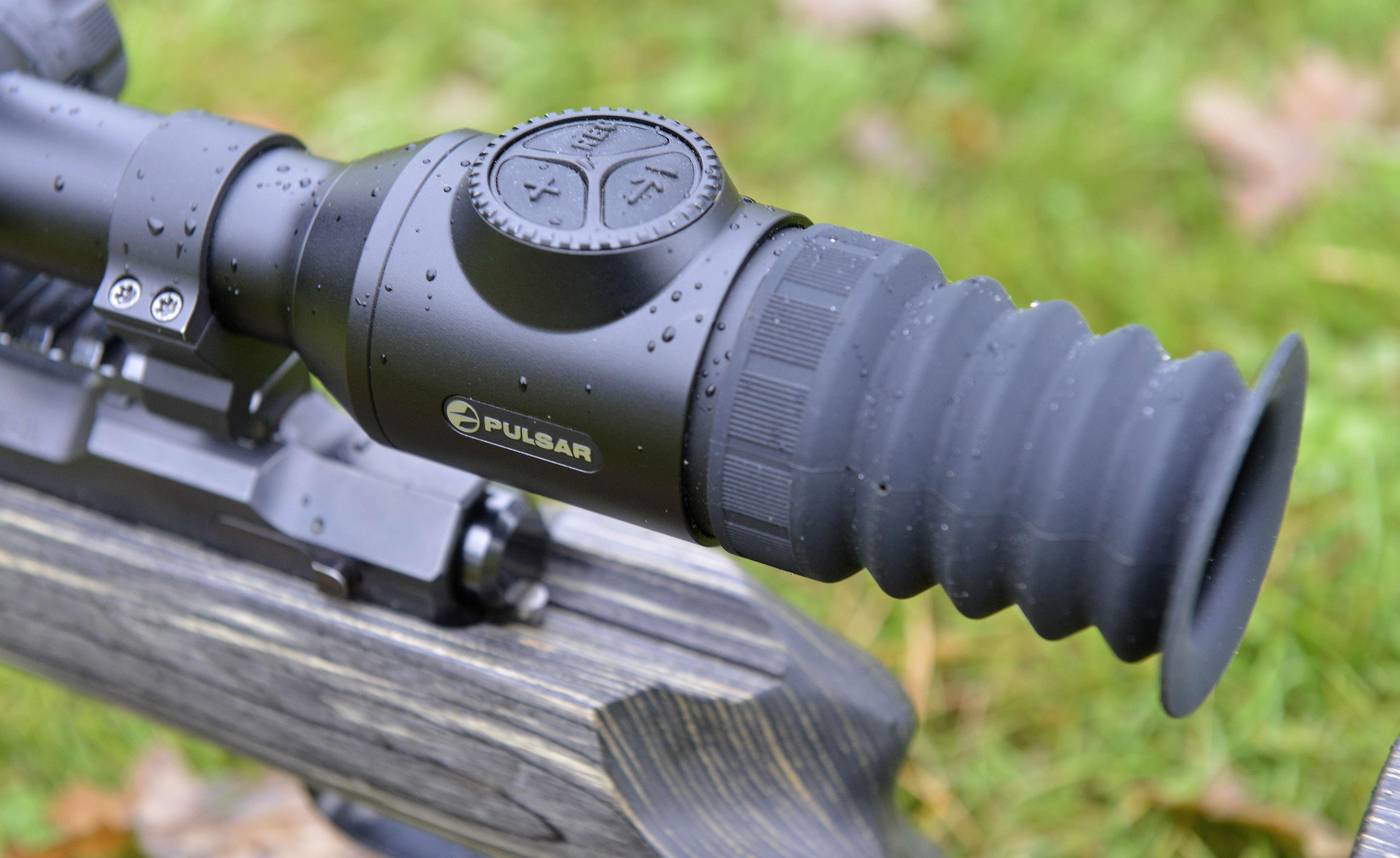 pulsar thermion 2 LRF XG60