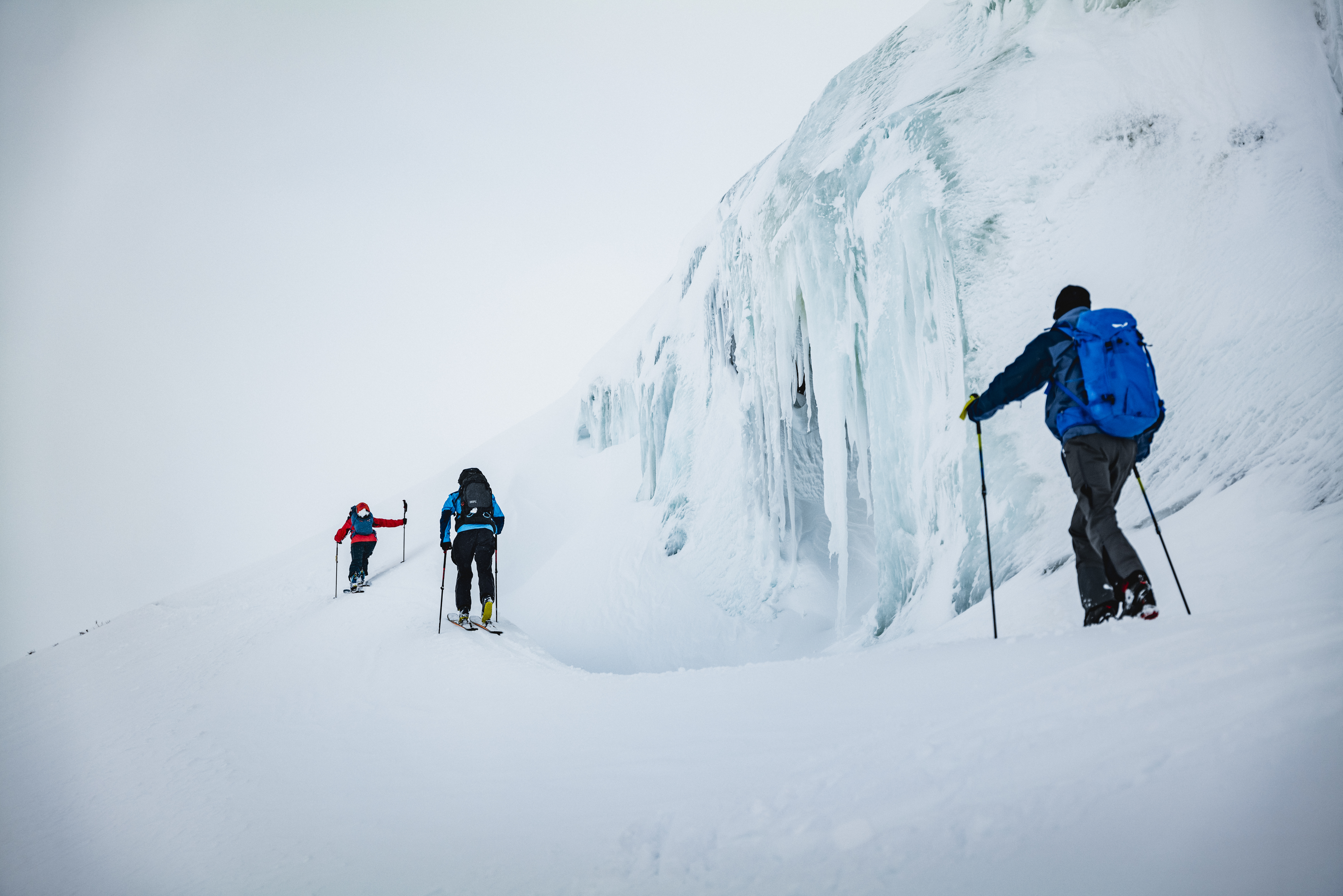 Oppdag fjellene rundt Vatnahalsen med en god dag ute! Foto: Simon Sjøkvist