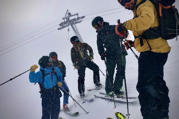 SAMMEN: Når du er på ski med de rette folka, kan en ellers dårlig skidag bli god. Foto: Alexander Urrang Hauge SAMMEN: Når du er på ski med de rette folka, kan en ellers dårlig skidag bli god. Foto: Alexander Urrang Hauge