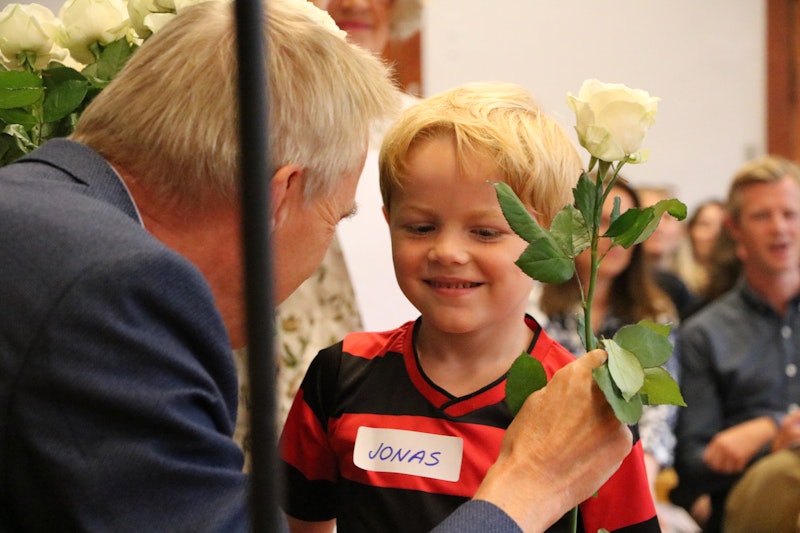 Hvide roser er en tradition 1. skoledag