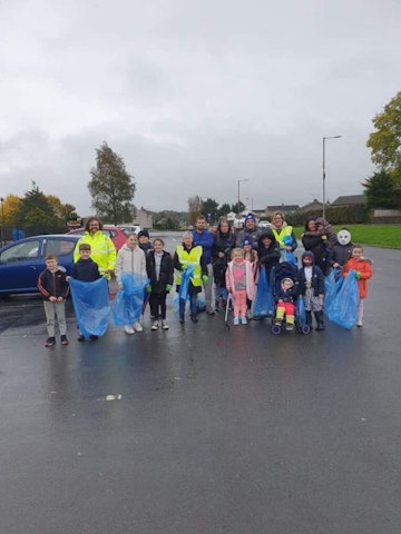Ballykeel 2 Litter Pick with the kids for Halloween