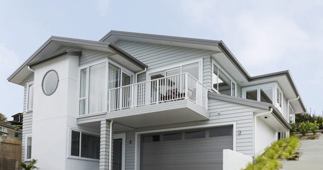 This impressive family home feels as comfortable as a favourite pair of jeans