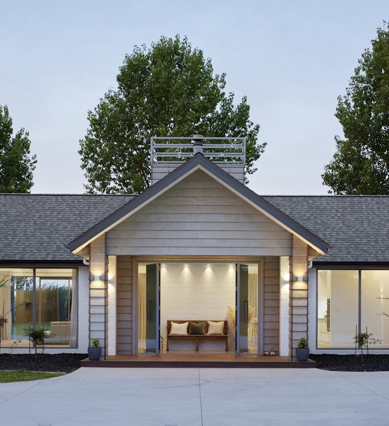 design and build, pavillion style home, exterior cladding, new home build