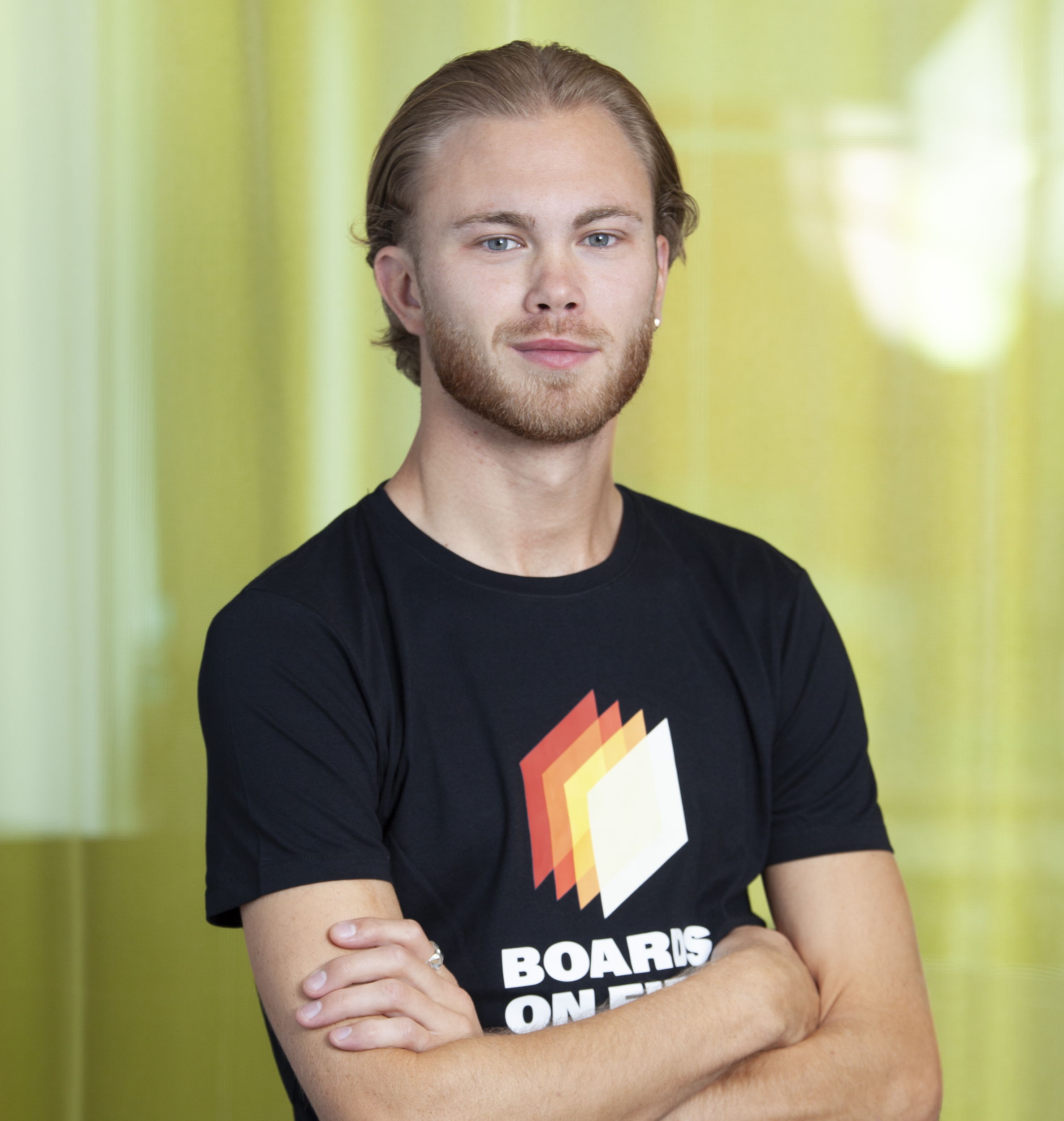 https://www.datocms-assets.com/56488/1725448860-isak-hammarstrom.jpg