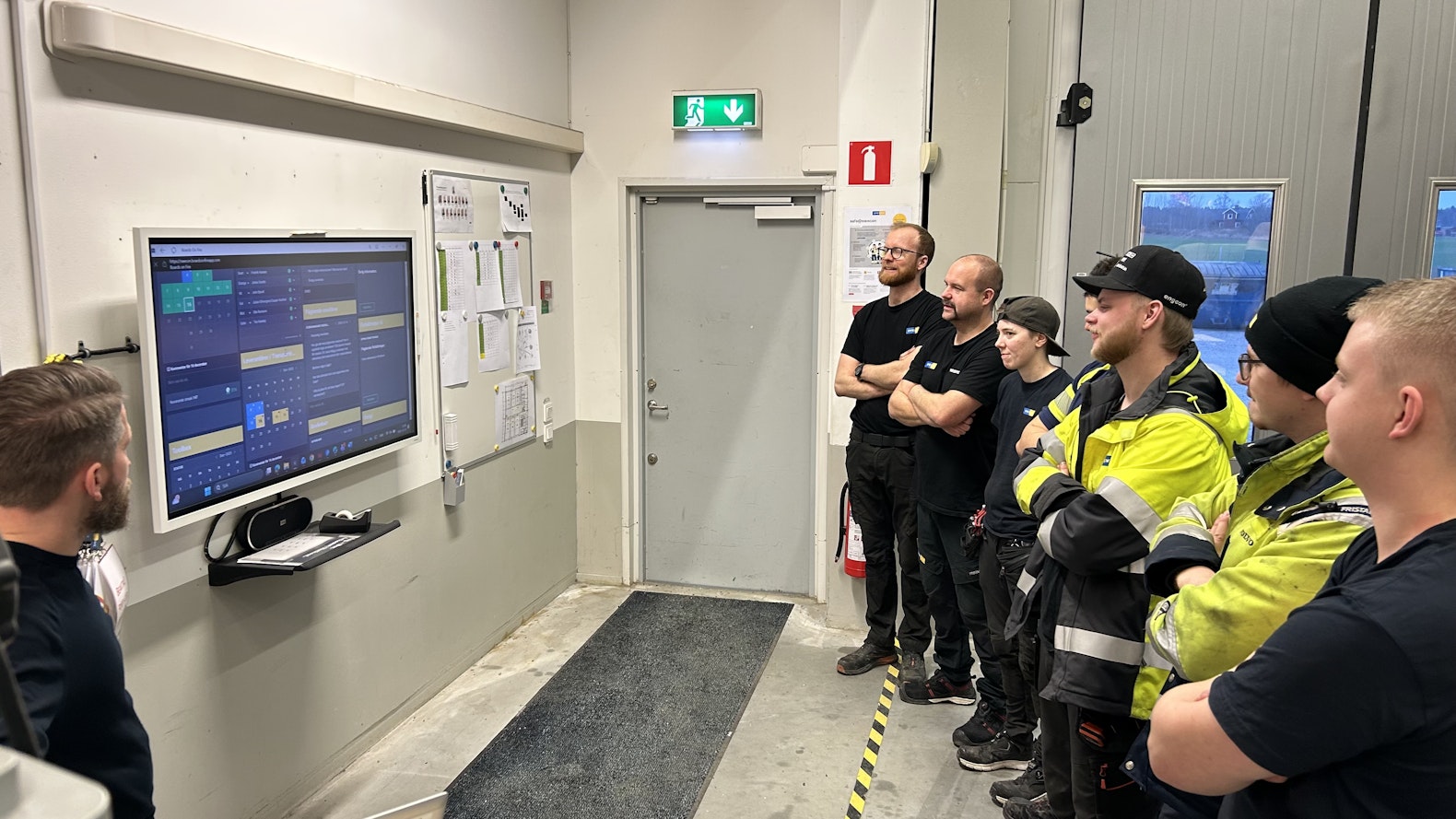 Swecon använder Boards on Fires digitala lösning för daglig styrning Swecon håller ett pulsmöte i Boards on Fire