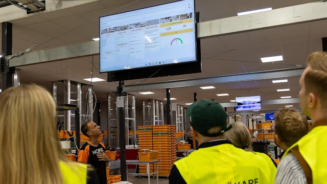 Besökare spanar in hur Nordic Nest arbetar med Boards on Fire
