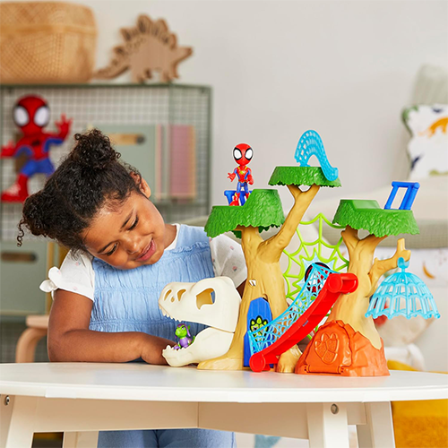 Hasbro Casa sull'albero di Dino-Webs