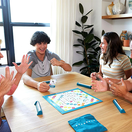 Mattel Games Scrabble 2 Giochi in 1