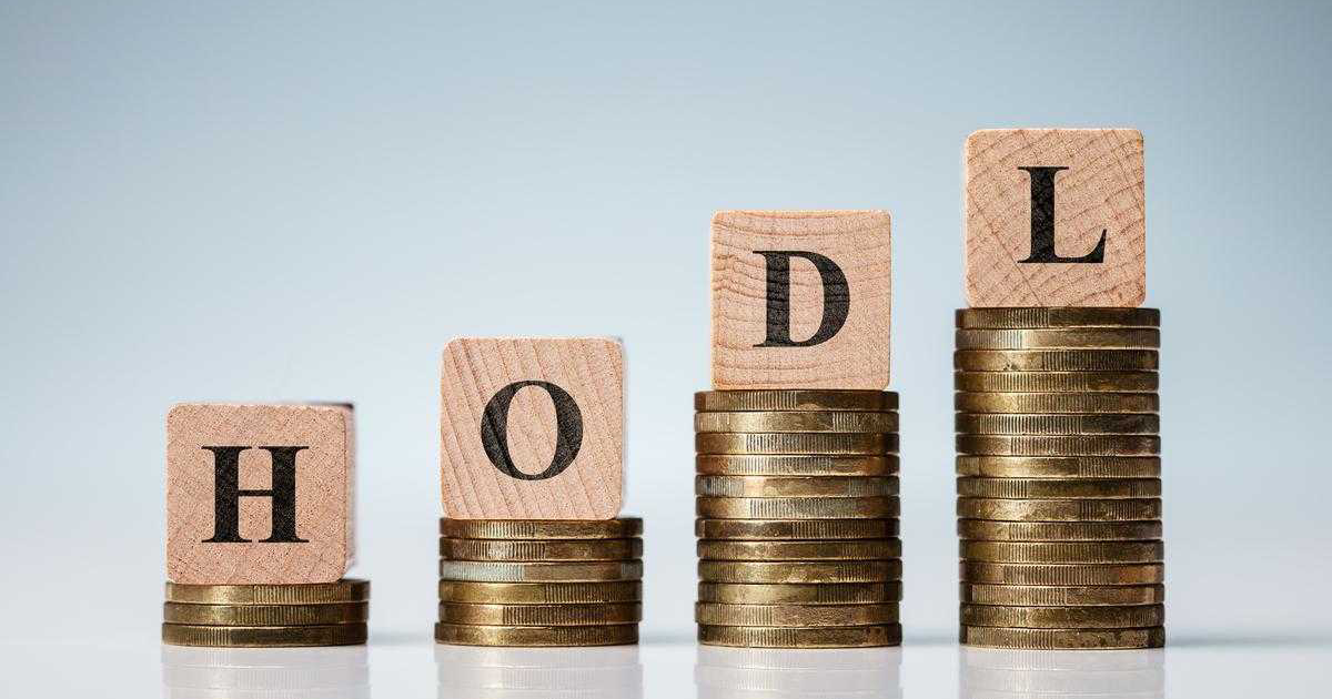 Bitcoin HODL’ing vs. Spending