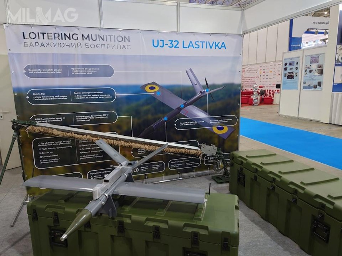Loitering Munition - https://milmag.pl/arms-security-2021-ukrainska-amunicja-krazaca-uj-32-lastiwka/