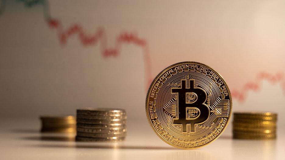 Bitcoin daalt, tot onder de 16.000 US dollar