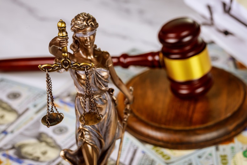 Cryptobeurzen steeds meer onder toezicht