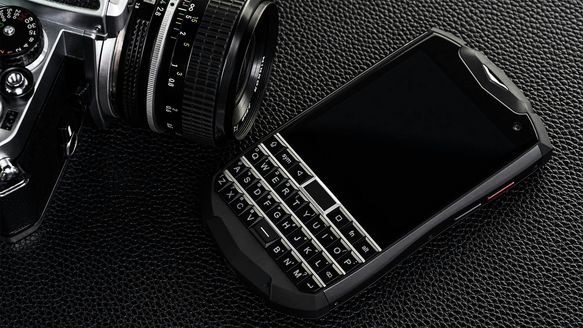 Review: Unihertz Titan Pocket