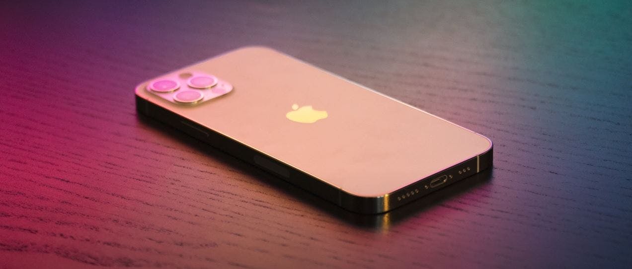 Unieke iPhone met usb-c voor 86.000 dollar verkocht