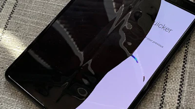 Vouwbare Galaxy Fold uitgesteld wegens defecte schermen