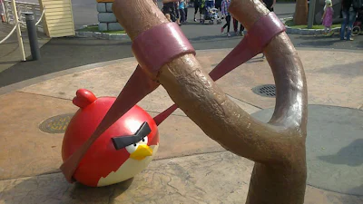 Met boze vogels gooien in Chinees pretpark