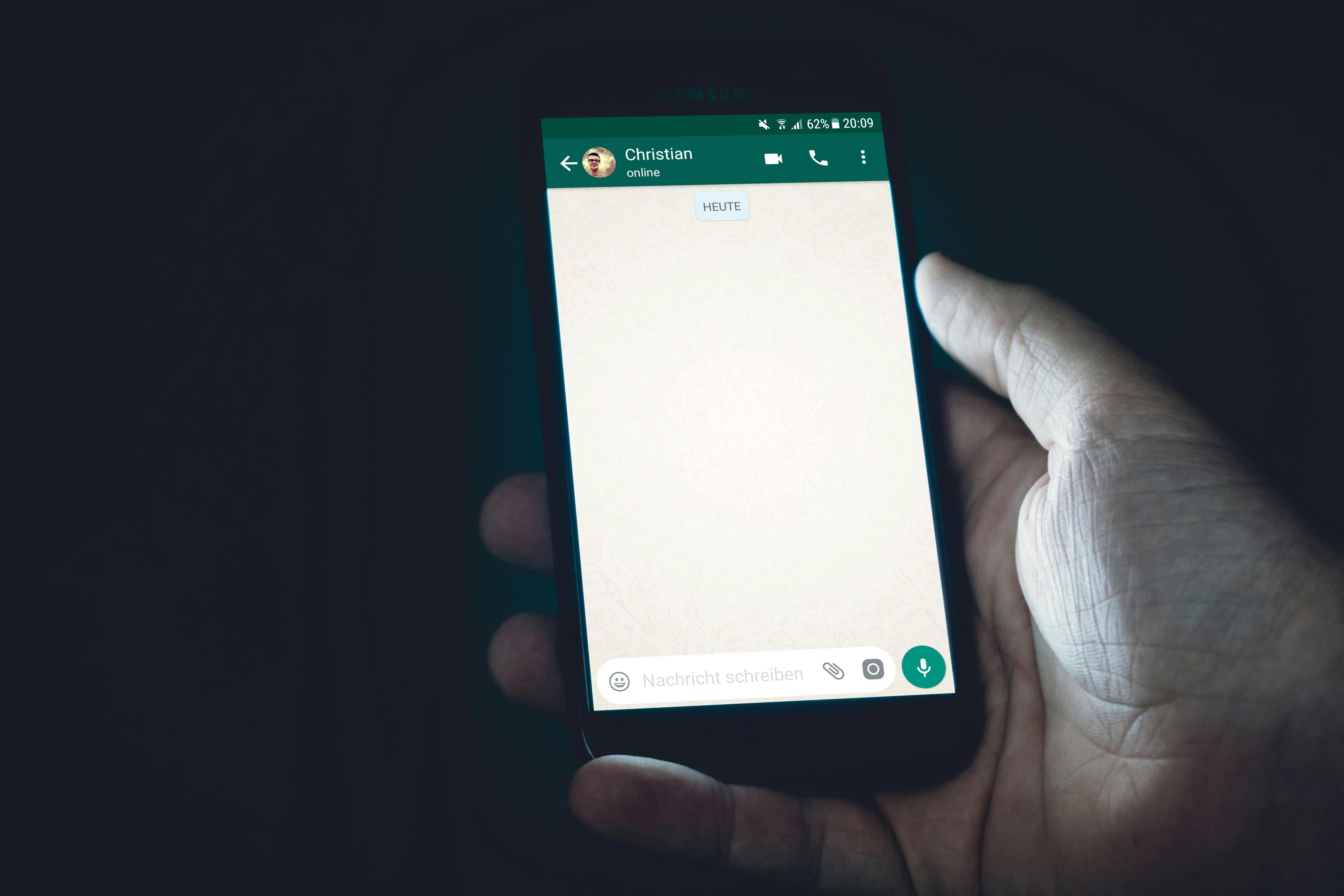 WhatsApp-fraude herkennen en voorkomen met deze tips