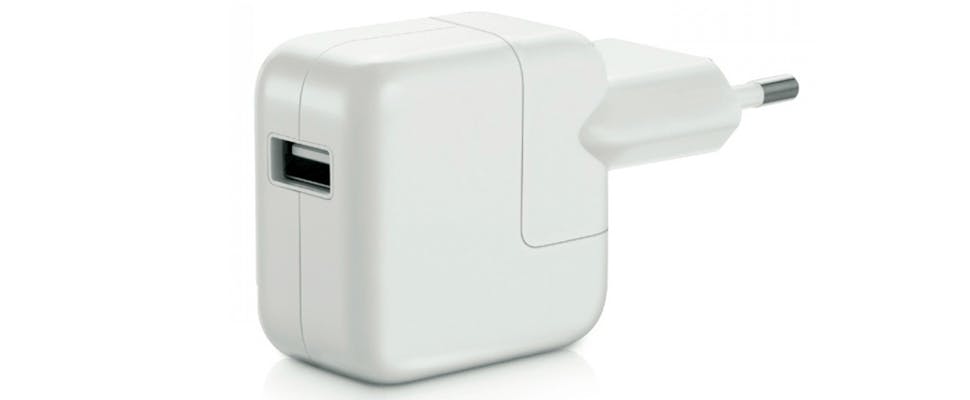 Apple start omruilactie adapters wegens schokgevaar