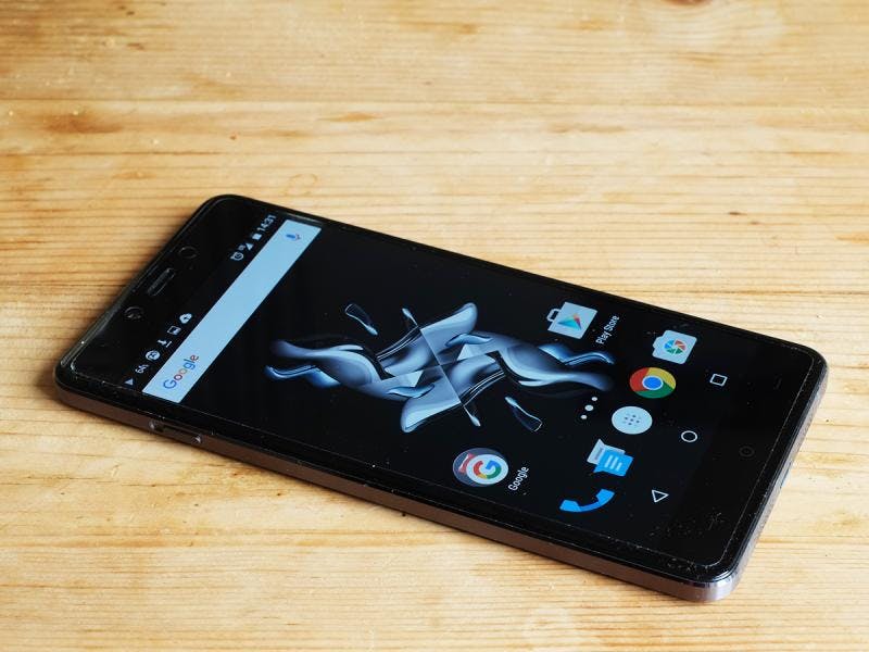 Review: De OnePlus X is een goede, maar onnodige telefoon