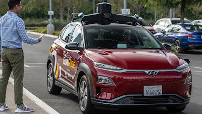 Hyundai start proef met zelfrijdende taxi's