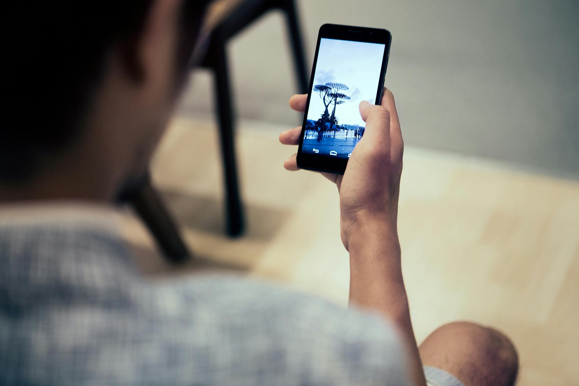 Kwart van Nederlandse 75-plussers heeft smartphone