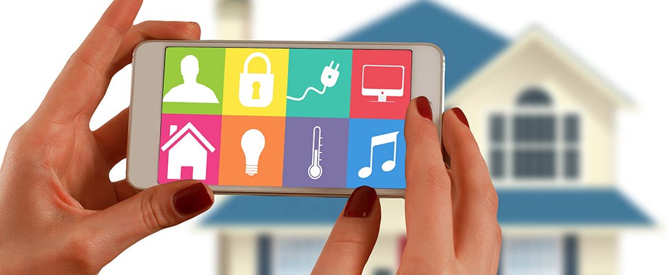 Bedrijven werken samen om smart home aan de man te brengen