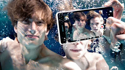 Sony: 'Gebruik je waterdichte Xperia-smartphone niet onder water'