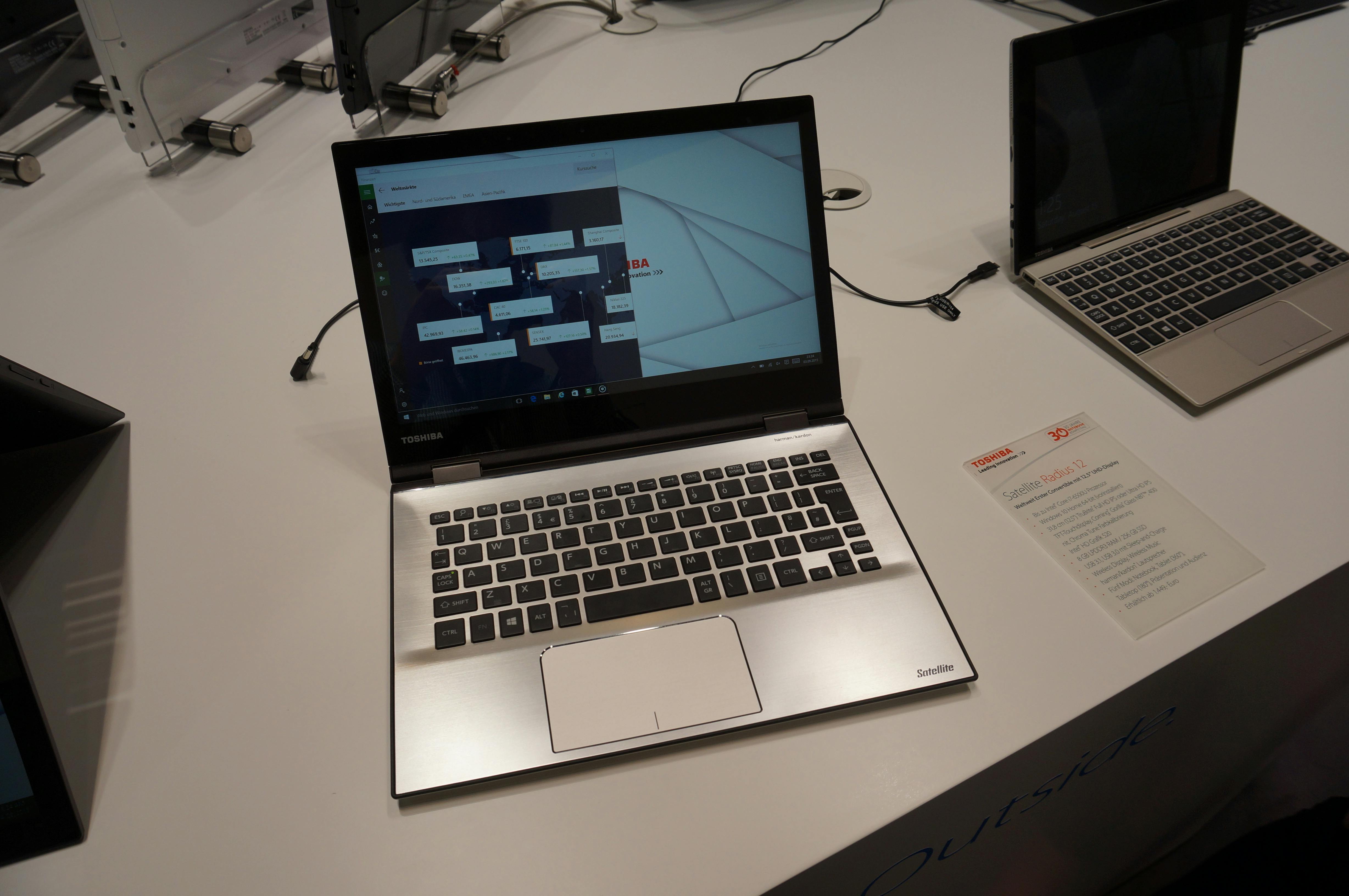 IFA 2015: Hands-on met Toshiba's Satellite Radius 12