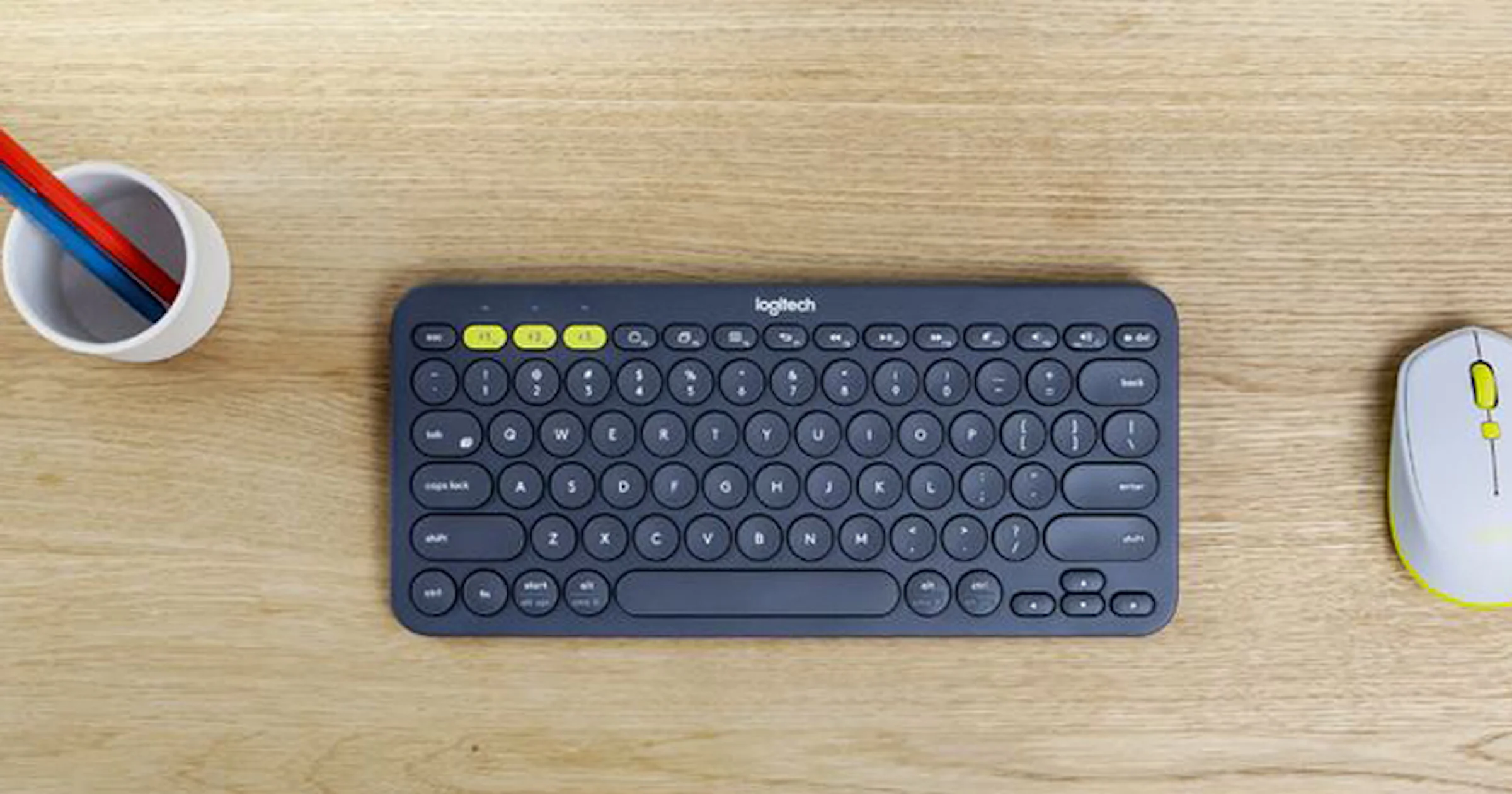 Logitech K380-toetsenbord te verbinden aan drie apparaten tegelijk