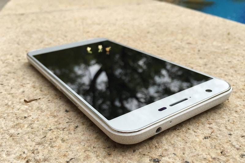 iOcean: héél veel telefoon voor weinig