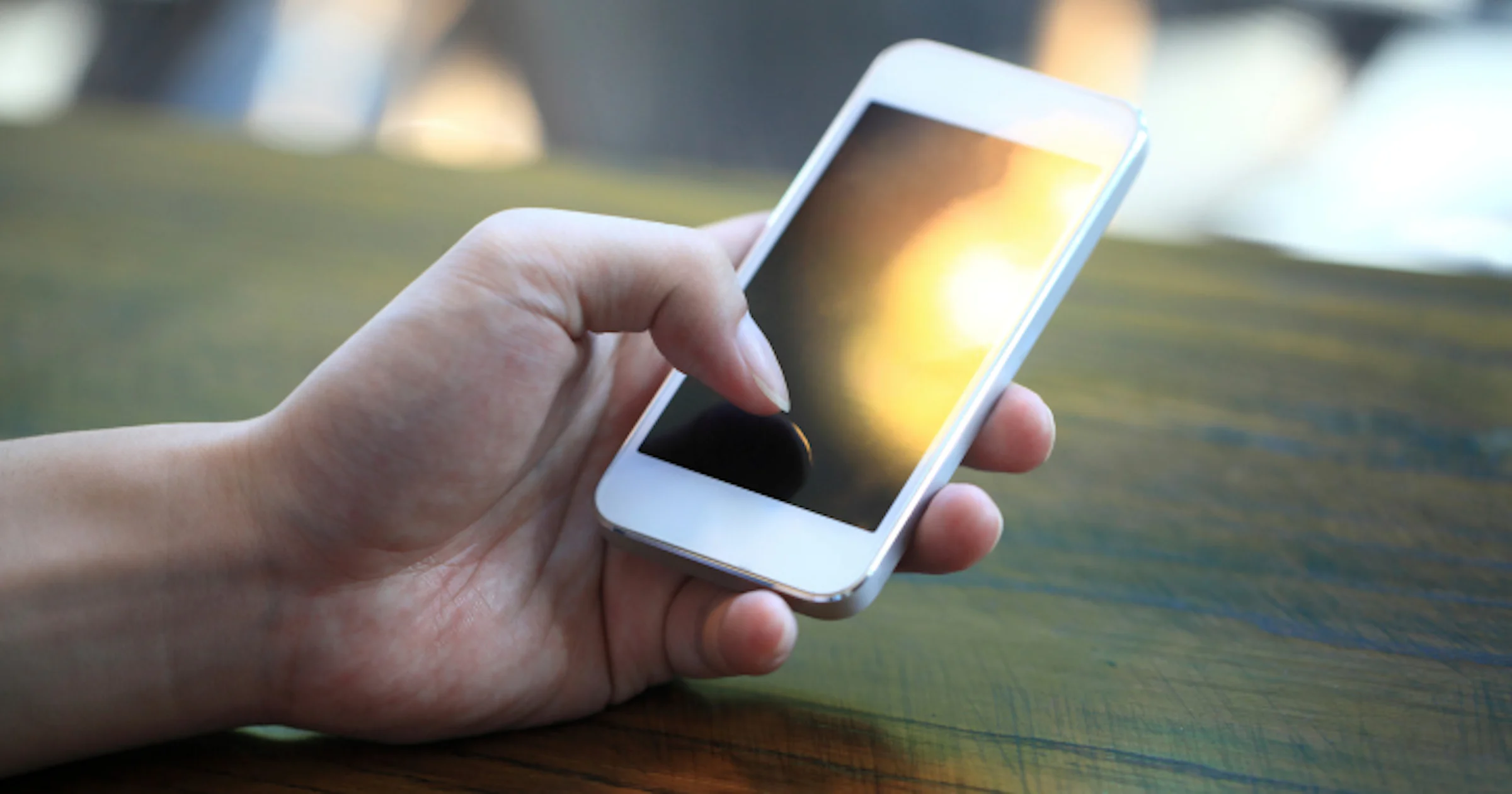 Geen 'verbod' voor WhatsAppen op de fiets