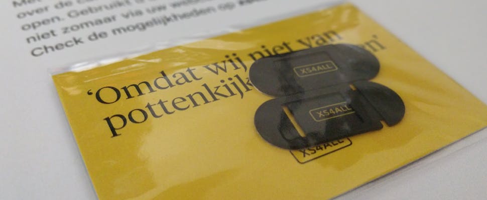 XS4All deelt webcamschuifjes uit aan klanten