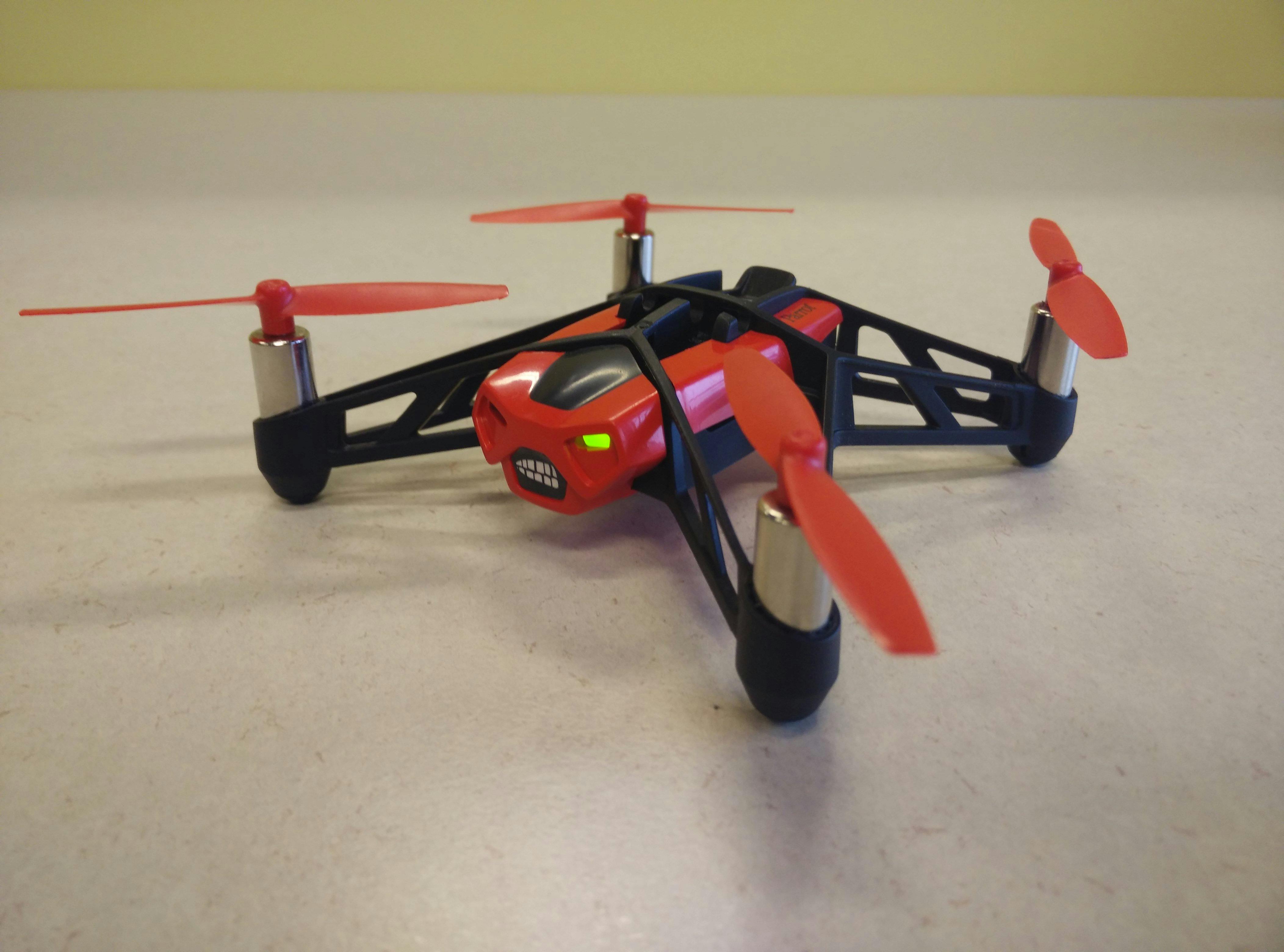 Review: Is deze schattige mini-drone het geld waard?