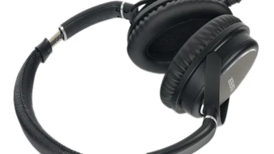 Review: Edifier H850