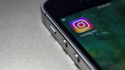 Instagram test waarschuwingen bij schermafbeeldingen