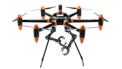 Schrik niet van deze drone met grijparmen