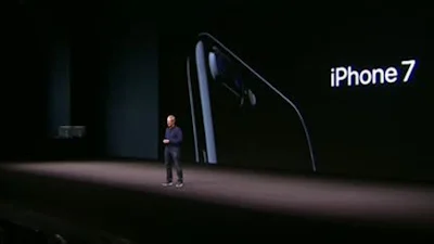 Apple presenteert iPhone 7 - zonder hoofdtelefooningang