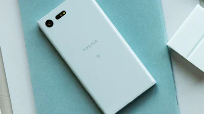 IFA 2016: Sony onthult kleine, blauwe Xperia X Compact