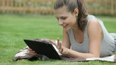 Man legt vliegveld plat door obsessie met iPad